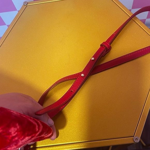 Elegant Red Velvet Women's Bag - Picture 5 of 5